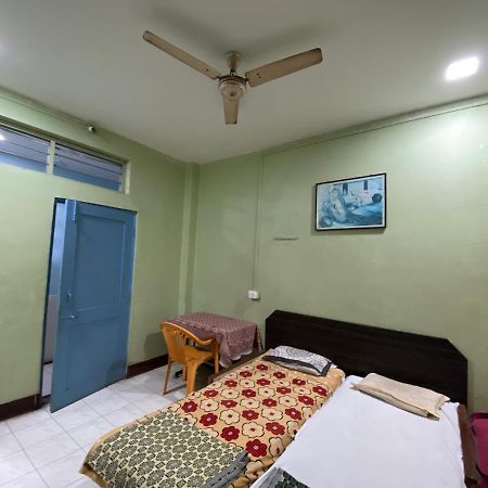 Muktai Lodge Solapur Eksteriør billede