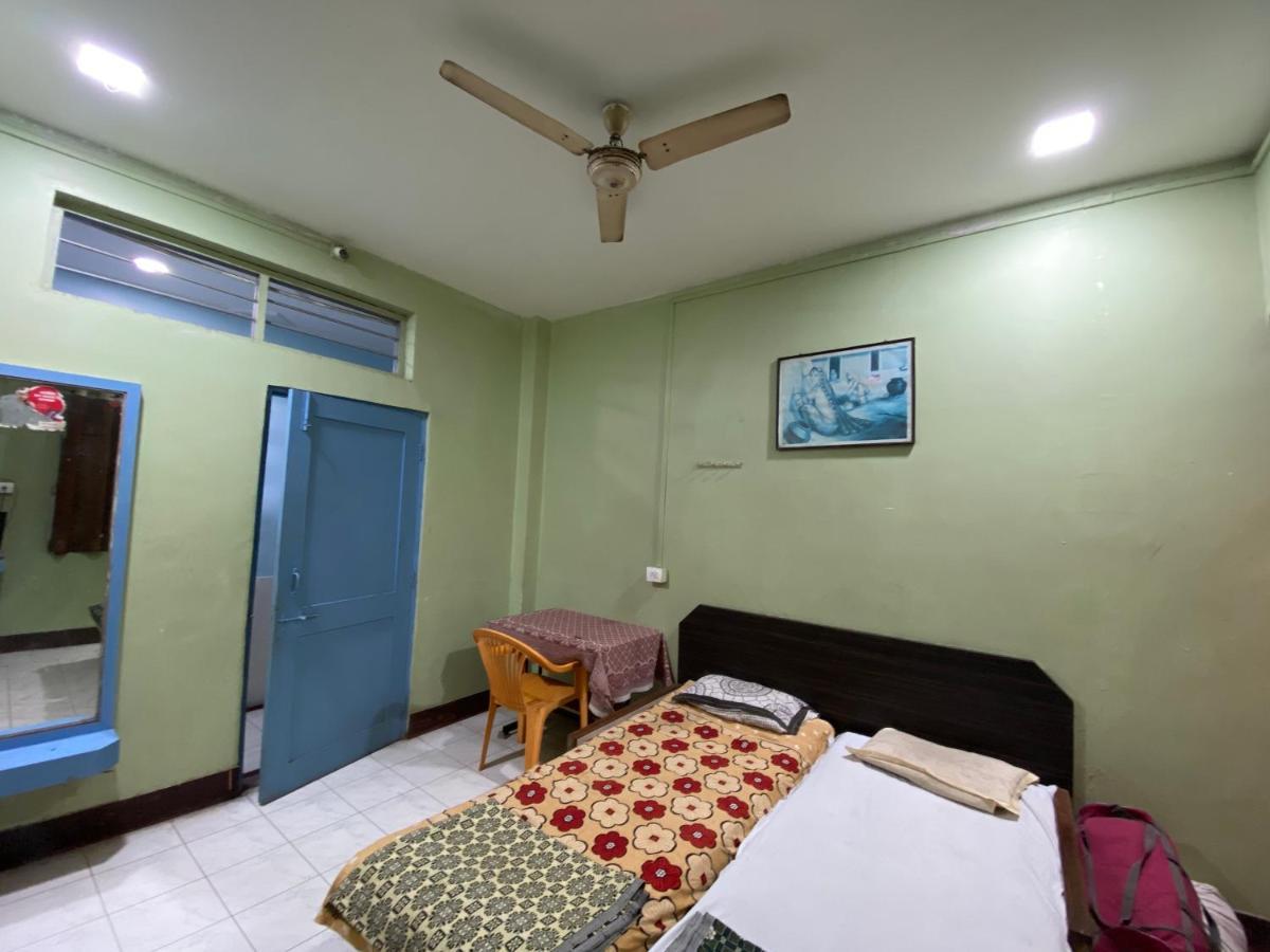 Muktai Lodge Solapur Eksteriør billede